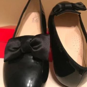 Туфли женские, черные, лаковые с бантом, 38 р-р