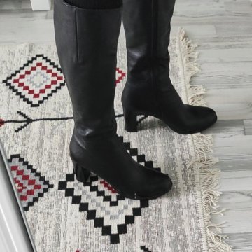 Сапоги кожаные р.39 Francesco Donni