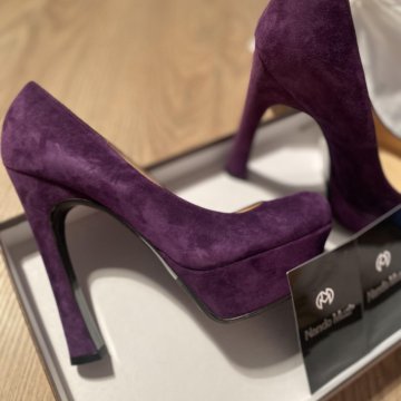 Туфли новые, Италия