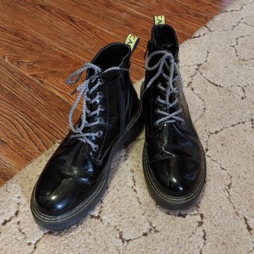 Ботинки женские