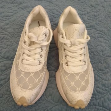 Кроссовки GUCCI