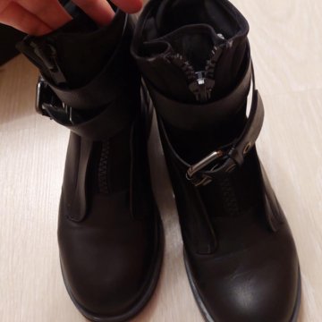 Ботинки женские