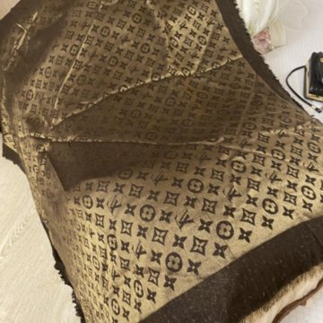 Палантин Louis Vuitton