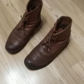 Ботинки женские размер 42