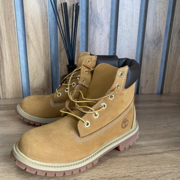 Timberland 6IN Premium wheat Nubuck
