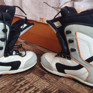 Ботинки сноубордические morrow 39 , 40