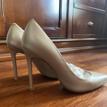 Туфли женские