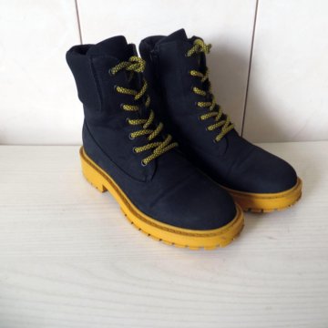 Ботинки (мартинсы) демисезонные женские, 36