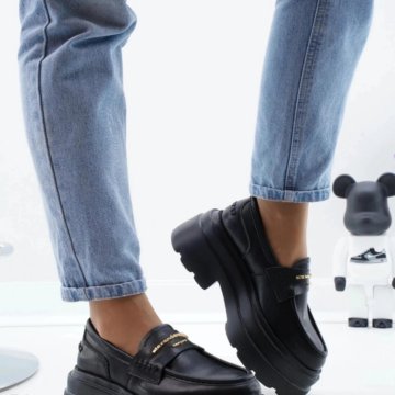 Натуральные лоферы Alexander Wang