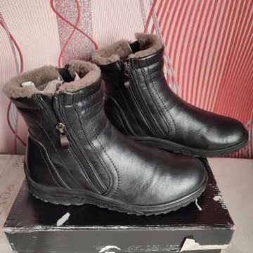 Зимние женские полусапожки