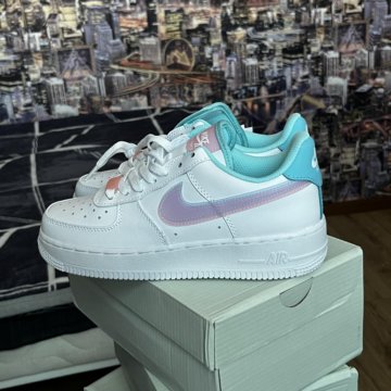 Кроссовки Nike Air Force