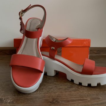 Босоножки T.TACCARDI (оранжевые, белые)