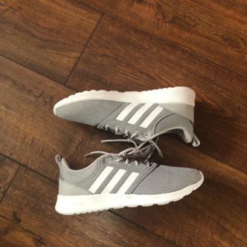 Кроссовки Adidas размер 39 новые