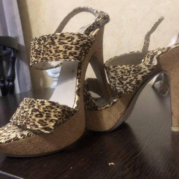 Босоножки вечерние атласные бесплатные