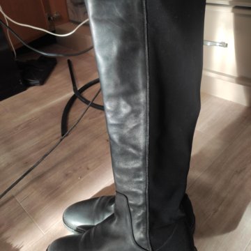 Высокие сапоги