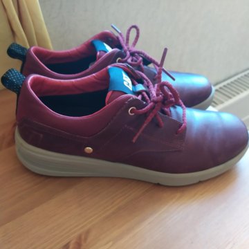 Полуботинки женские Caterpillar Glint