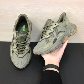 Кроссовки Adidas Ozweego зеленые
