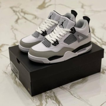 Новые кроссовки Nike air Jordan 4 (36-45)