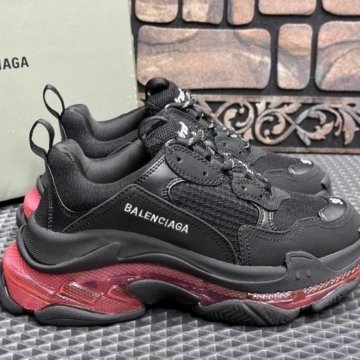 Новые кроссовки Balenciaga Triple S (37-41)
