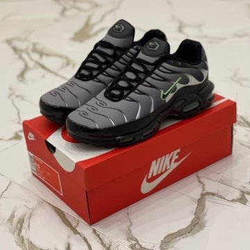 Кроссовки Nike TN