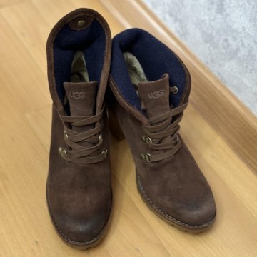 Ботинки Ugg