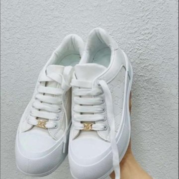 Кроссовки женские 38р