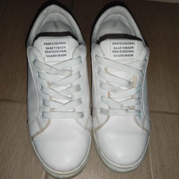 Кроссовки для девочек