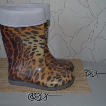 Резиновые сапоги утепленные