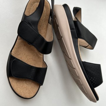 Новые босоножки 40 размер