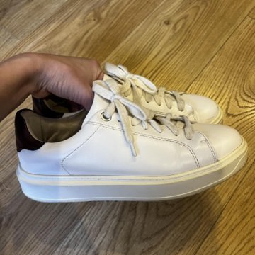 Белые кеды Zara 38р