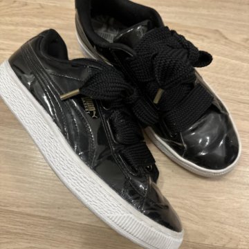Кроссовки PUMA.