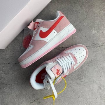 Air Force 1 Low QS Pink Valentine’s Day Love