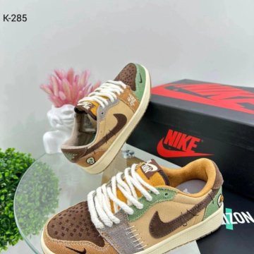 Натуральные кроссовки Nike