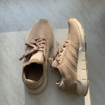 Кроссы Adidas 38 (7,5)