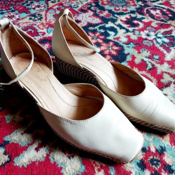 Женские босоножки Паяна (р-р 37)