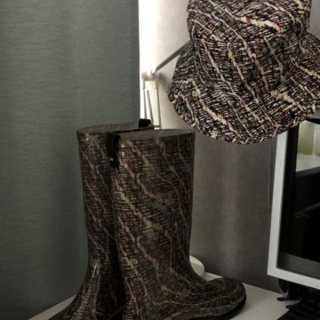 Сапоги escada 41 и шляпа панамка