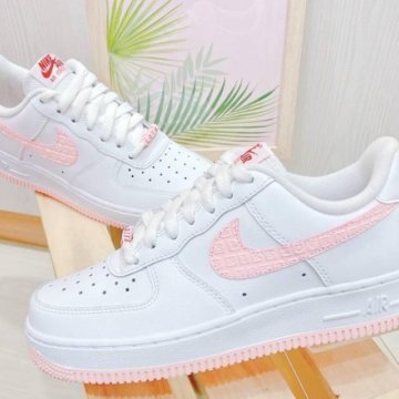 Кроссовки Новые Nike air Force 1