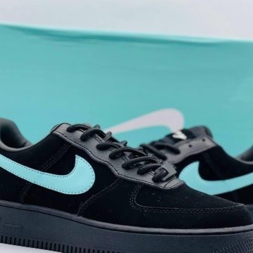 Кроссовки Новые Nike air Force 1