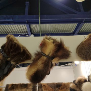 Аксессуары из меха для мужчин