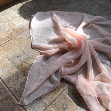 Шелковистый платок