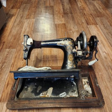Швейная машинка