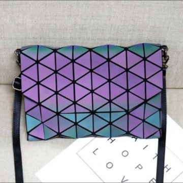 Светящаяся вечерняя сумка-конверт Хамелеон