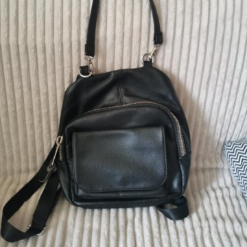 Сумка рюкзак женская черного цвета кожзам