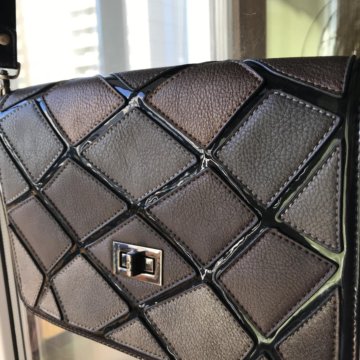 Новая кожаная сумка