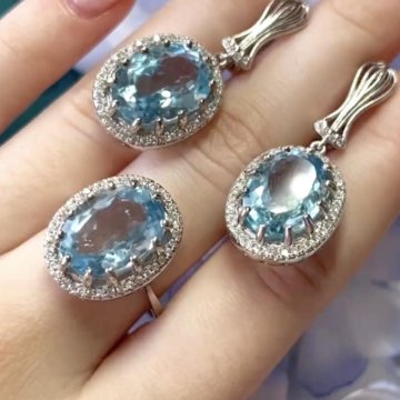 Серебряный комплект с топазом