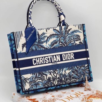 Сумки-шопер Dior