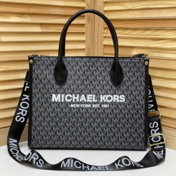 Сумки-шопер Michael Kors