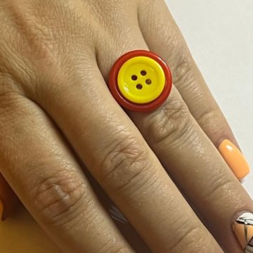 Кольцо пуговица колечко яркое модное женское