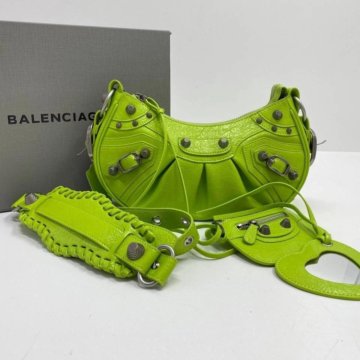 Кожаные Сумки Balenciaga