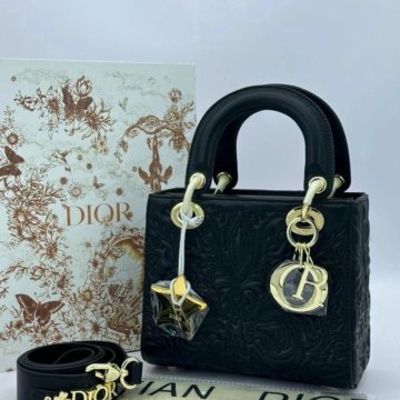 Сумки Dior
